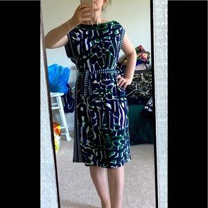 BCBG MAXAZRIA Dress size L, New without tag